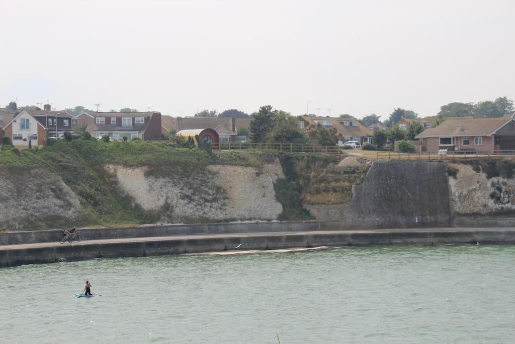 Spring Tide Cliff Top Glamping Pod With Direct Sea Views Birchington-on-Sea Exterior foto